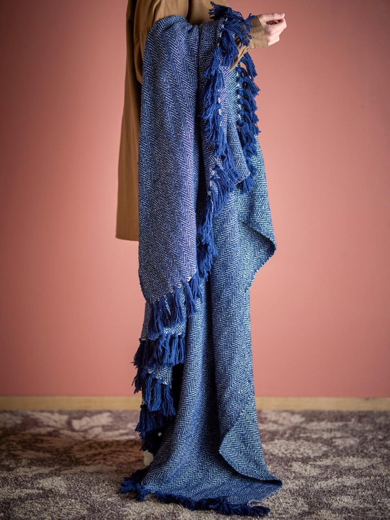 PLAID HERRINGBONE THROW BLUE