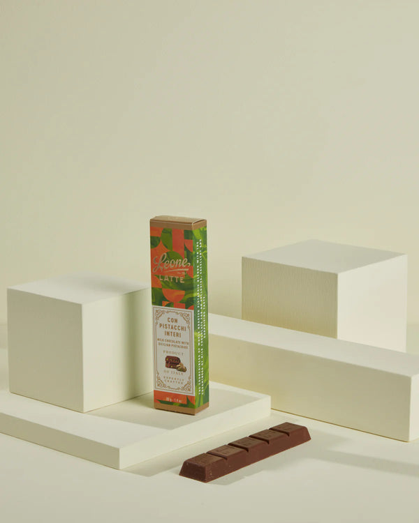 BARRETTA LEONE CIOCCOLATO AL LATTE CON PISTACCHI